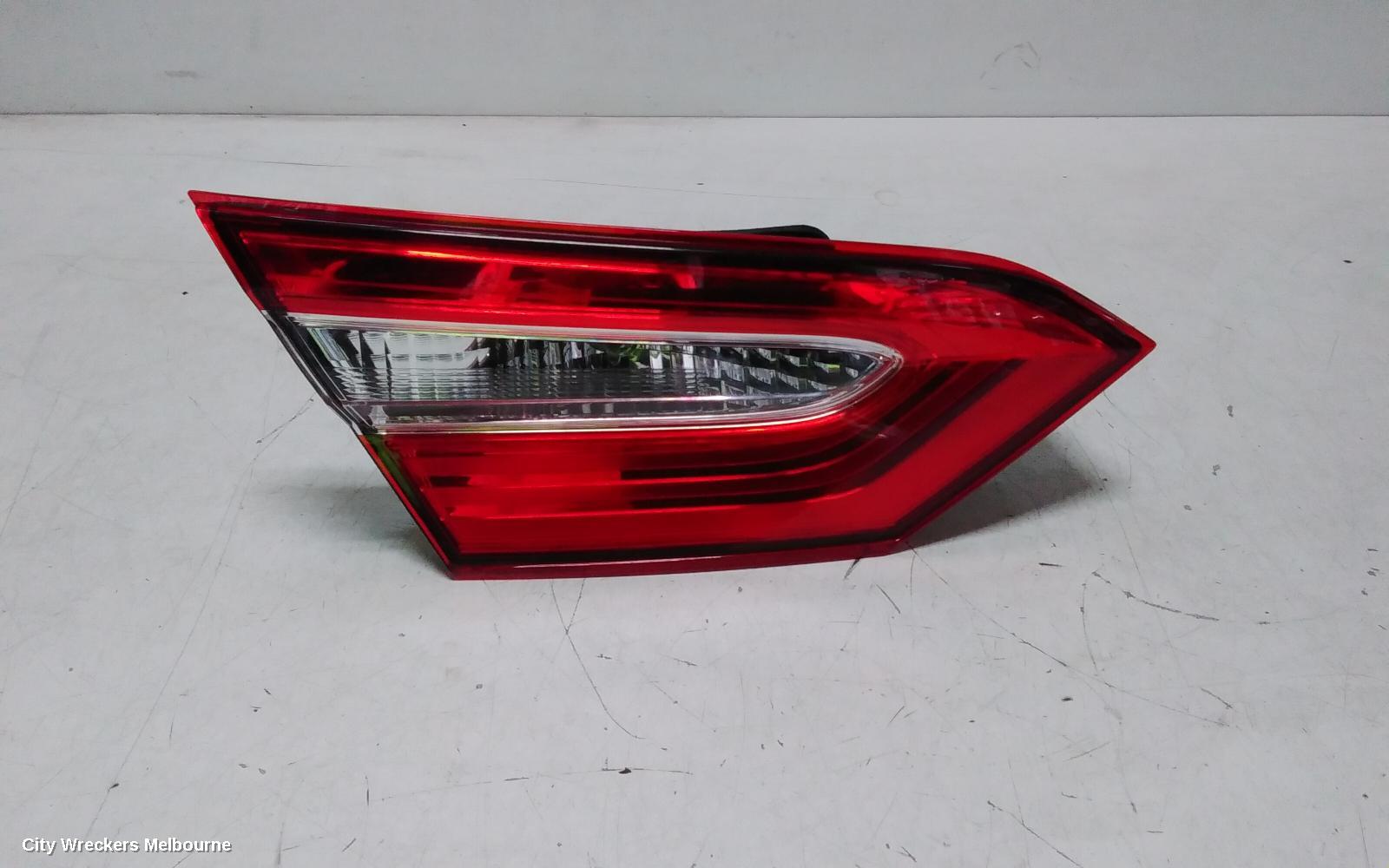 TOYOTA CAMRY REAR GARNISH, BOOTLID LAMP (LH SIDE), HALOGEN TYPE, XV70, 09/2017 - 01/2021