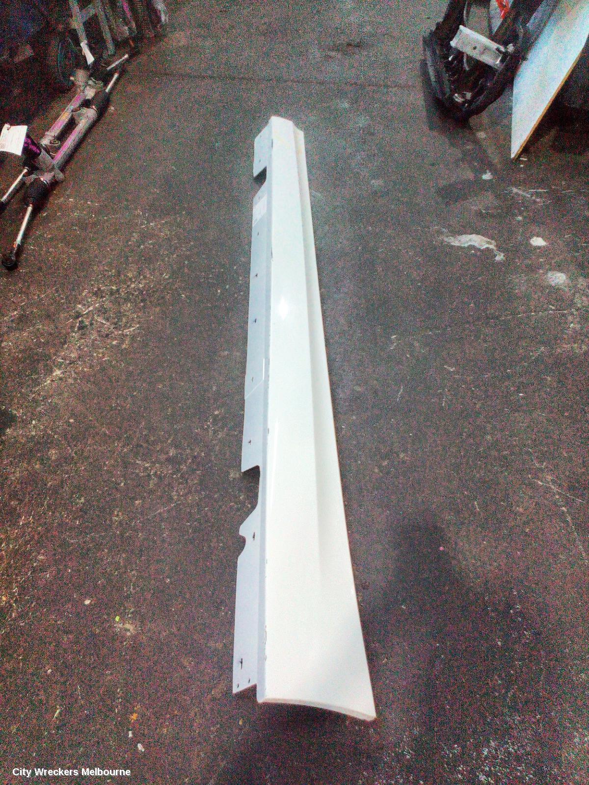 BMW 3 SERIES SIDE STEP/SKIRT, E90, SEDAN, LH SIDE, STANDARD, 09/2008 - 01/2012