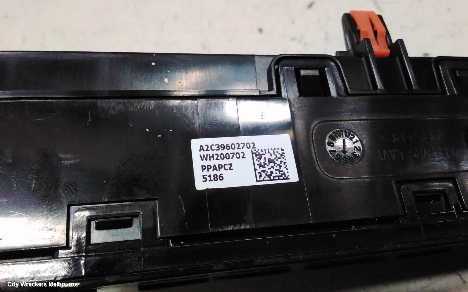 TOYOTA CAMRY HEATER/AC CONTROLS, CLIMATE CONTROL TYPE, XV70, 09/2017 - 05/2024