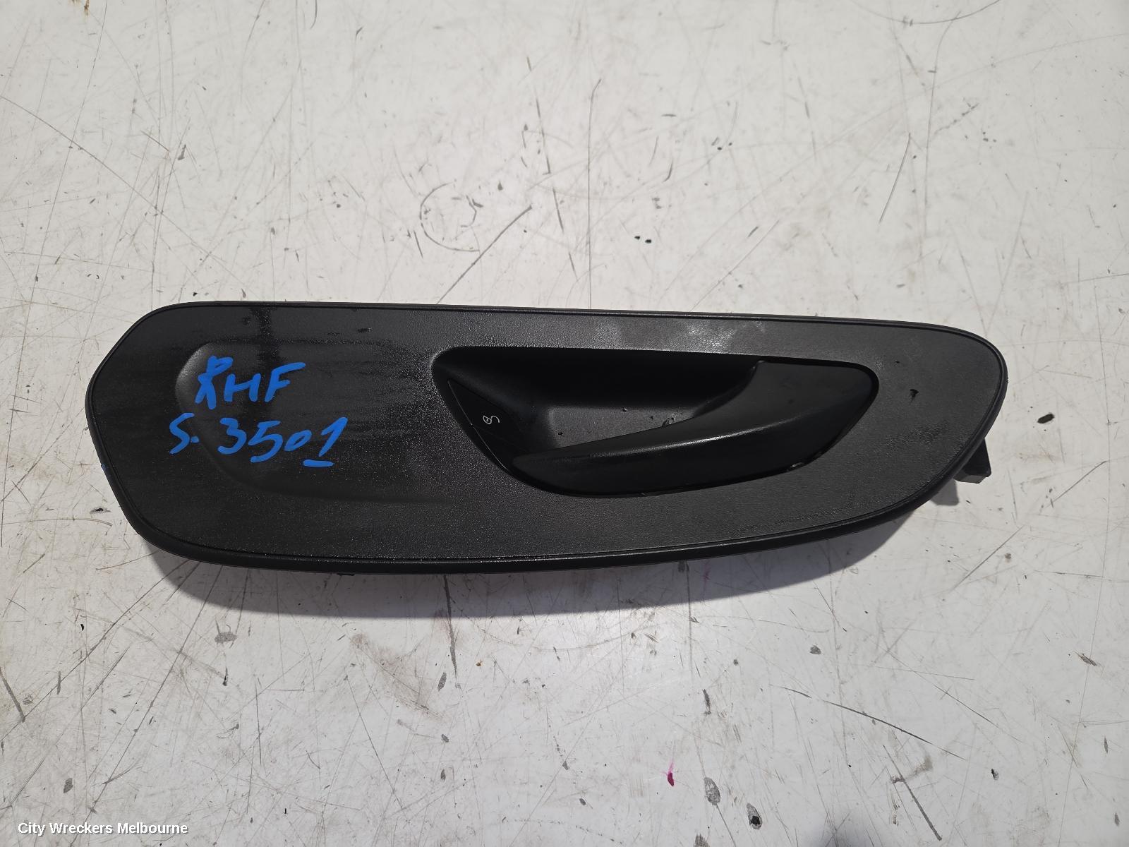 MERCEDES SPRINTER DOOR HANDLE, VS30, RH FRONT, INNER, VAN/CAB CHASSIS, 05/2018 ONWARDS