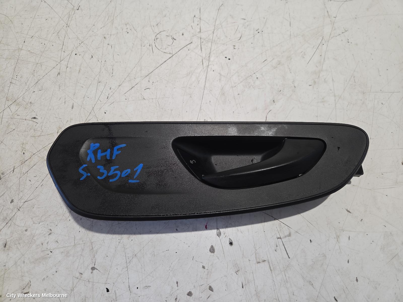 MERCEDES SPRINTER DOOR HANDLE, VS30, RH FRONT, INNER, VAN/CAB CHASSIS, 05/2018 ONWARDS