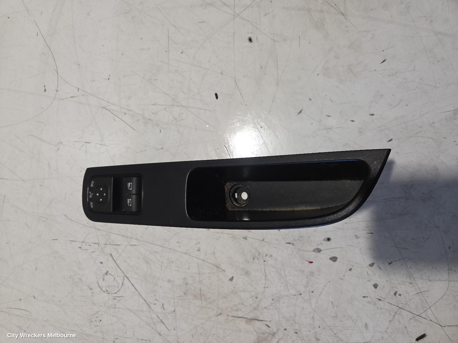 MERCEDES SPRINTER PWR DR WIND SWITCH, VS30, RH FRONT (MASTER SWITCH), W/ POWER FOLD MIRROR SWITCH TYPE, 05/2018 ONWARDS