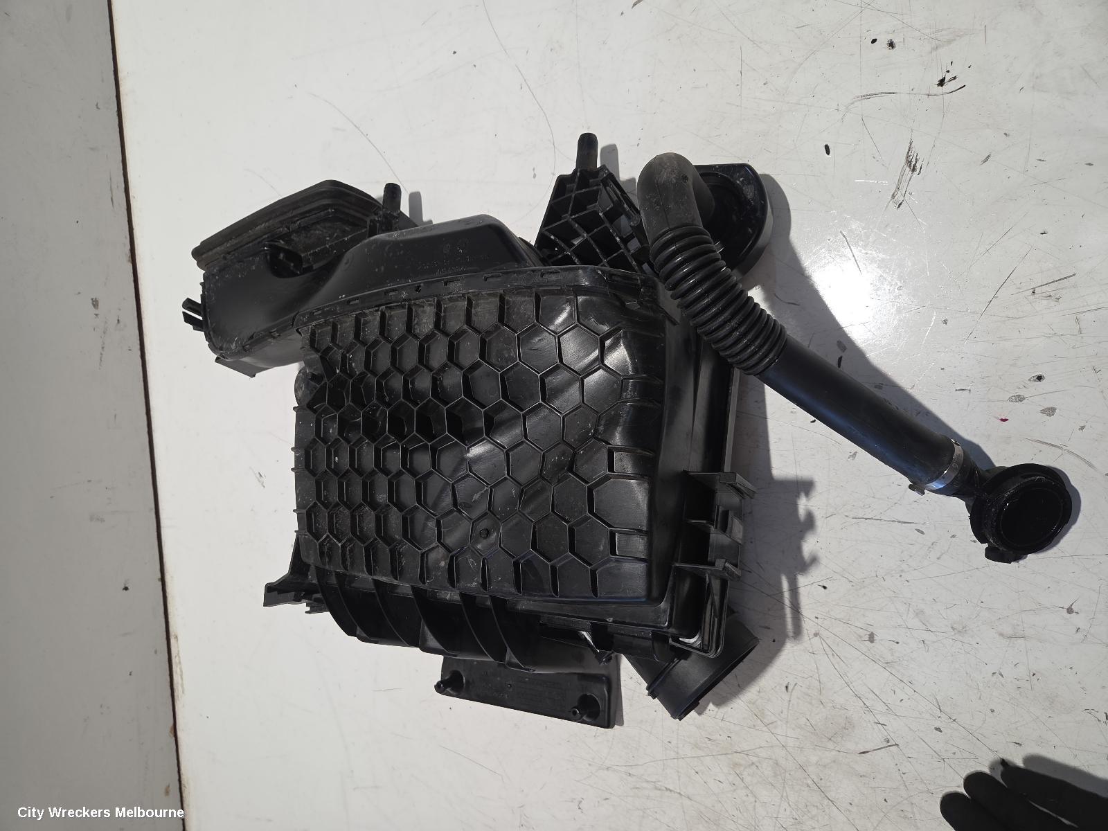 MERCEDES SPRINTER AIR CLEANER/BOX, AIR CLEANER, 2.0, DIESEL, VS30, 01/2022 ONWARDS