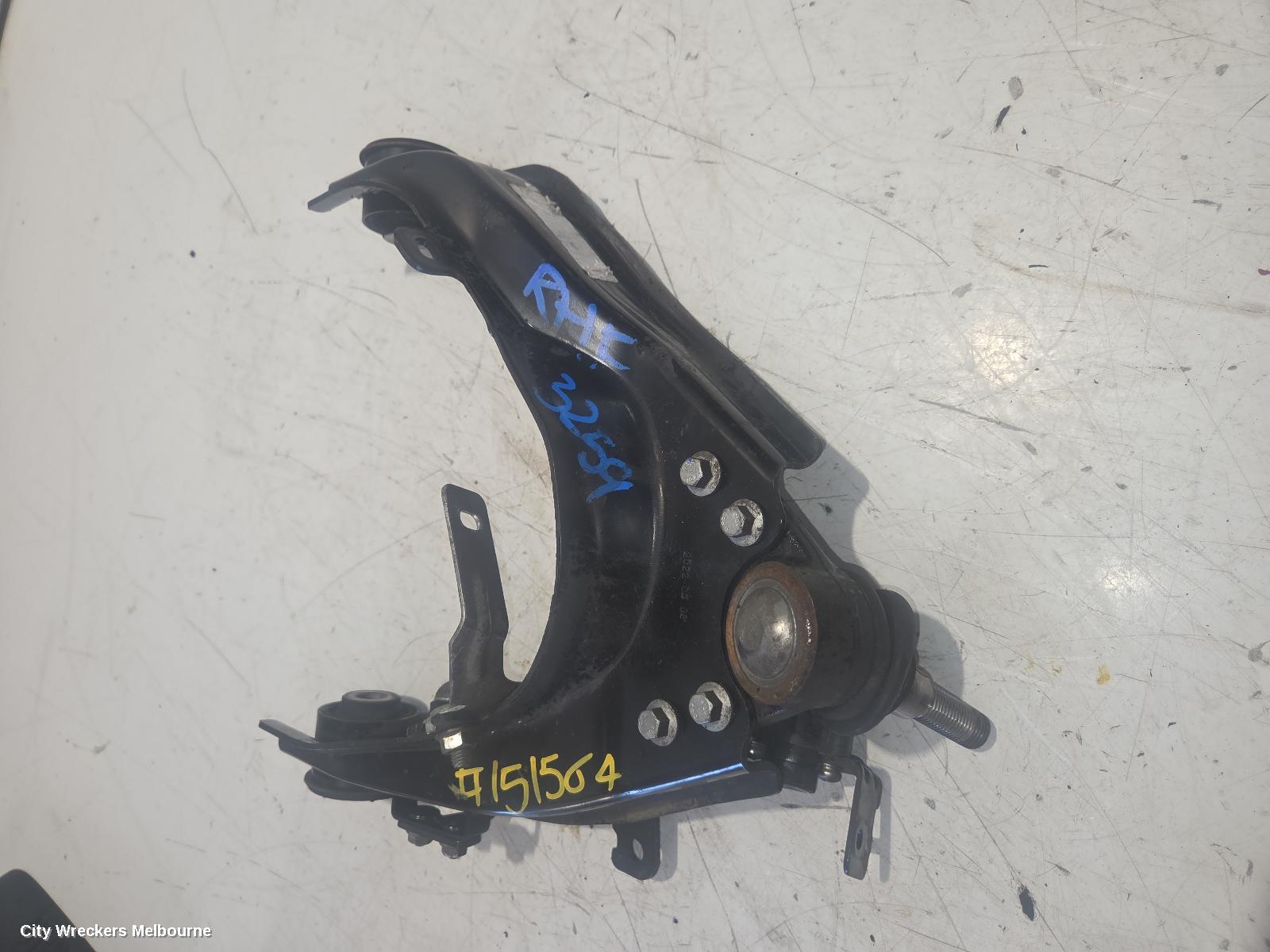 LDV D90 RIGHT FRONT UPPER CONTROL ARM, SV9A, 11/2017 ONWARDS
