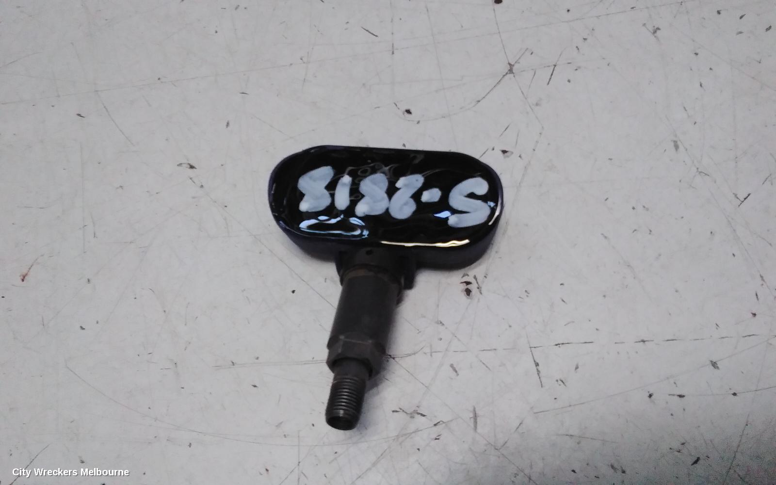 TESLA MODEL Y, 1ST GEN, 03/2022 ONWARDS, 20098-1472547G  TYRE PRESSURE SENSOR: 151643