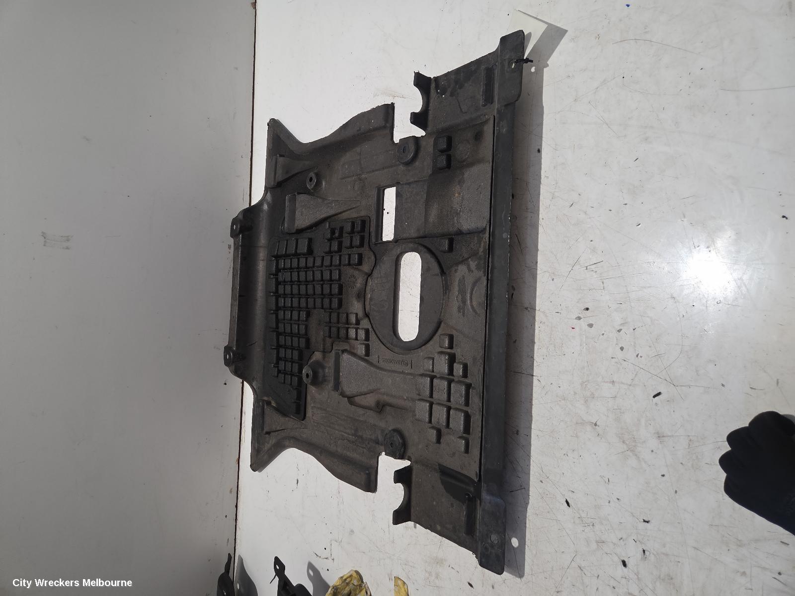 MERCEDES GLE CLASS LOWER ENGINE SPLASH TRAY, C292/W166 06/2015 - 04/2019