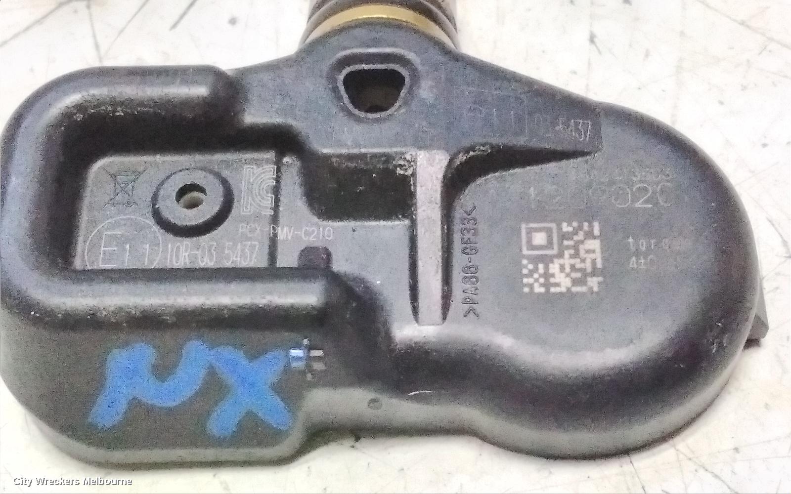 LEXUS NX, AGZ/AYZ 02/2014 - 12/2021, 10R035437 TYRE PRESSURE: 151653