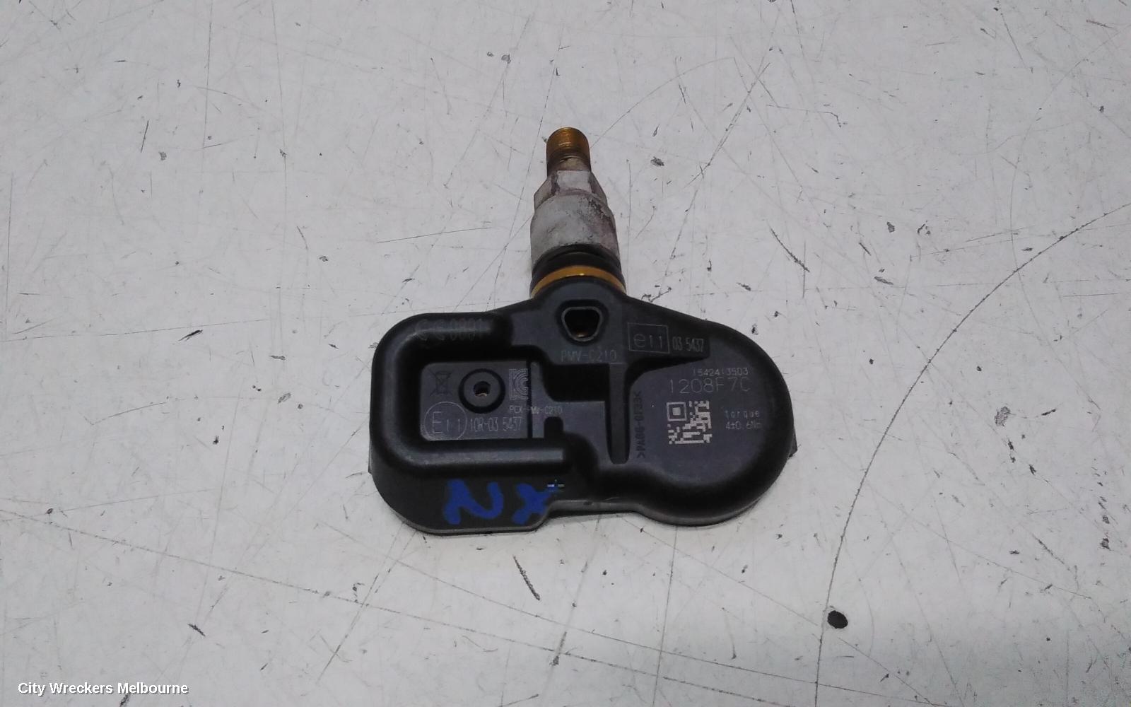 LEXUS NX, AGZ/AYZ 02/2014 - 12/2021, 10R035437 TYRE PRESSURE: 151654