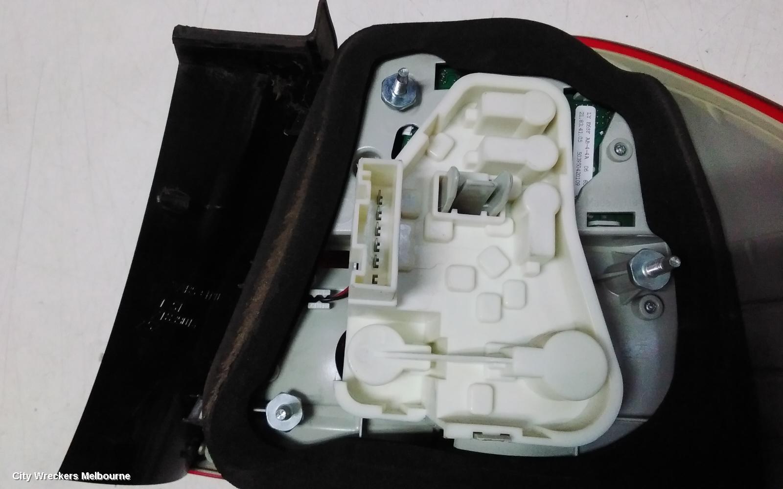 BMW 3 SERIES LEFT TAILLIGHT, E90, SEDAN, LED TYPE, 11/2008 - 01/2012