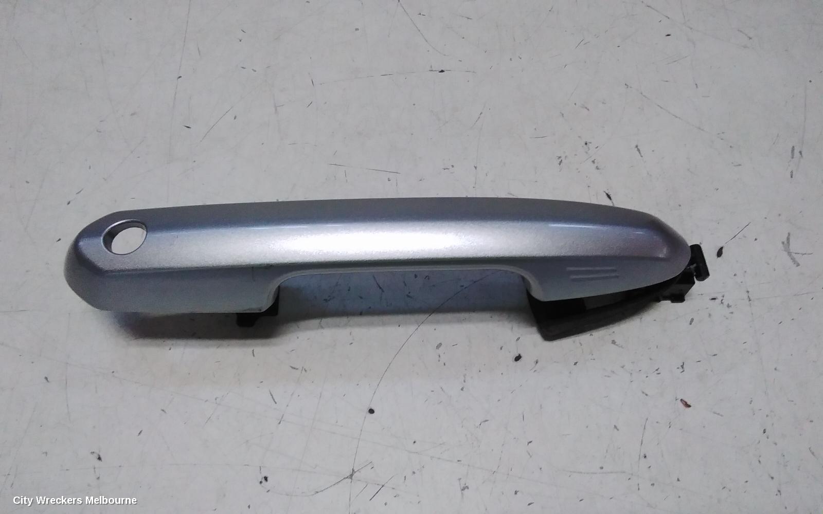 TOYOTA KLUGER DOOR HANDLE, RH FRONT, OUTER, COLOUR CODED, XU70 SERIES, 03/2021 ONWARDS