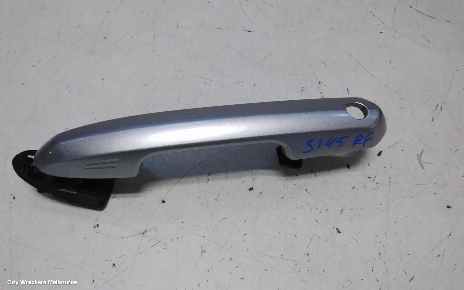 TOYOTA KLUGER DOOR HANDLE, RH FRONT, OUTER, COLOUR CODED, XU70 SERIES, 03/2021 ONWARDS