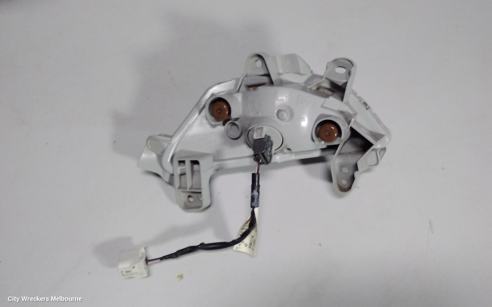 MAZDA 3 LEFT INDICATOR/FOG/SIDE, BUMPER FLASHER, BM, 11/2013 - 05/2016