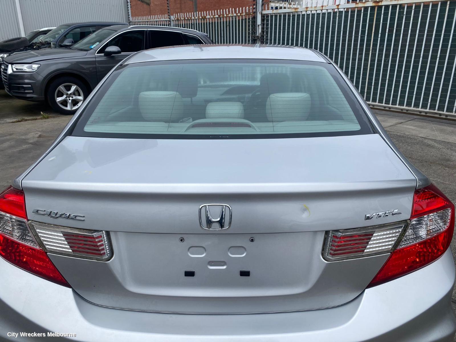 HONDA CIVIC RIGHT TAILLIGHT, 9TH GEN, SEDAN (VIN JHMFB/MRHFB), NON HYBRID, 02/2012 - 04/2016