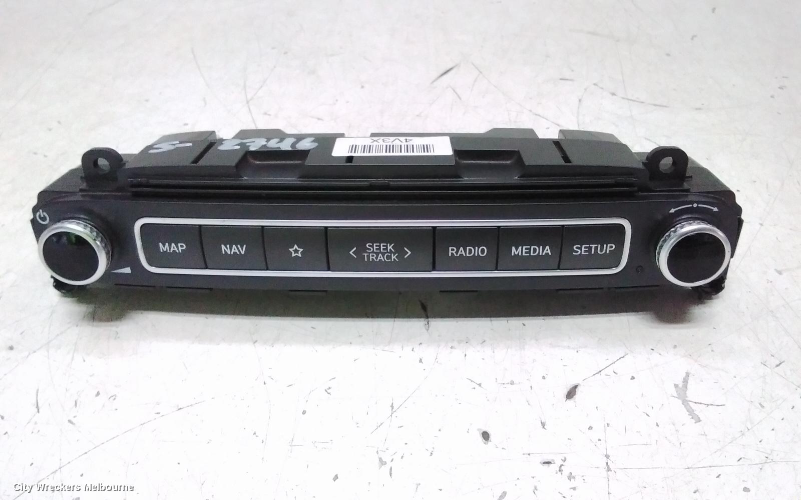 HYUNDAI SANTA FE, TM, 03/2018 - 10/2023, AGL30023601 MULTIMEDIA CONTROL PANEL: 151737