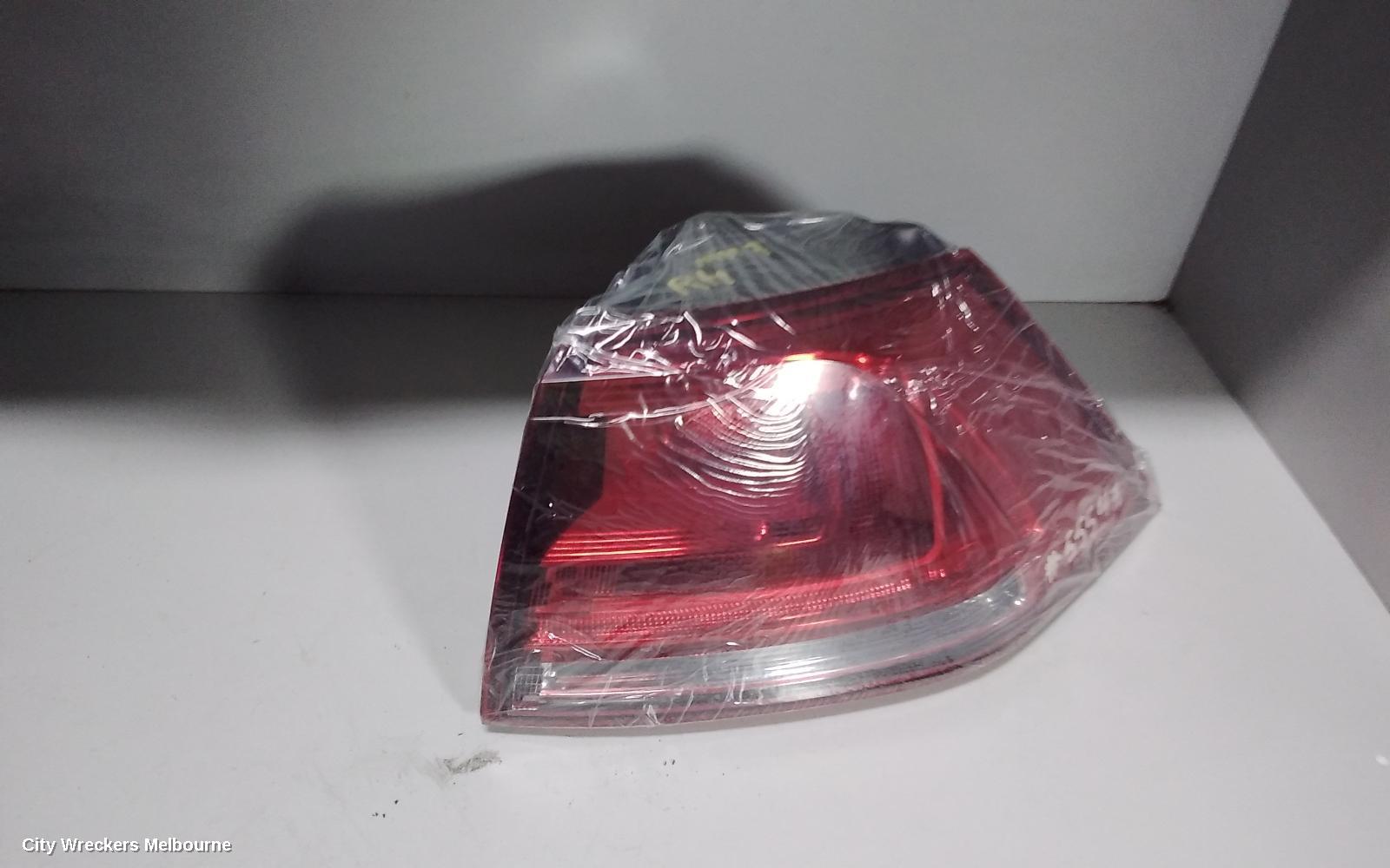 VOLKSWAGEN GOLF RIGHT TAILLIGHT, GEN 7, HATCH, 03/2013 - 03/2017