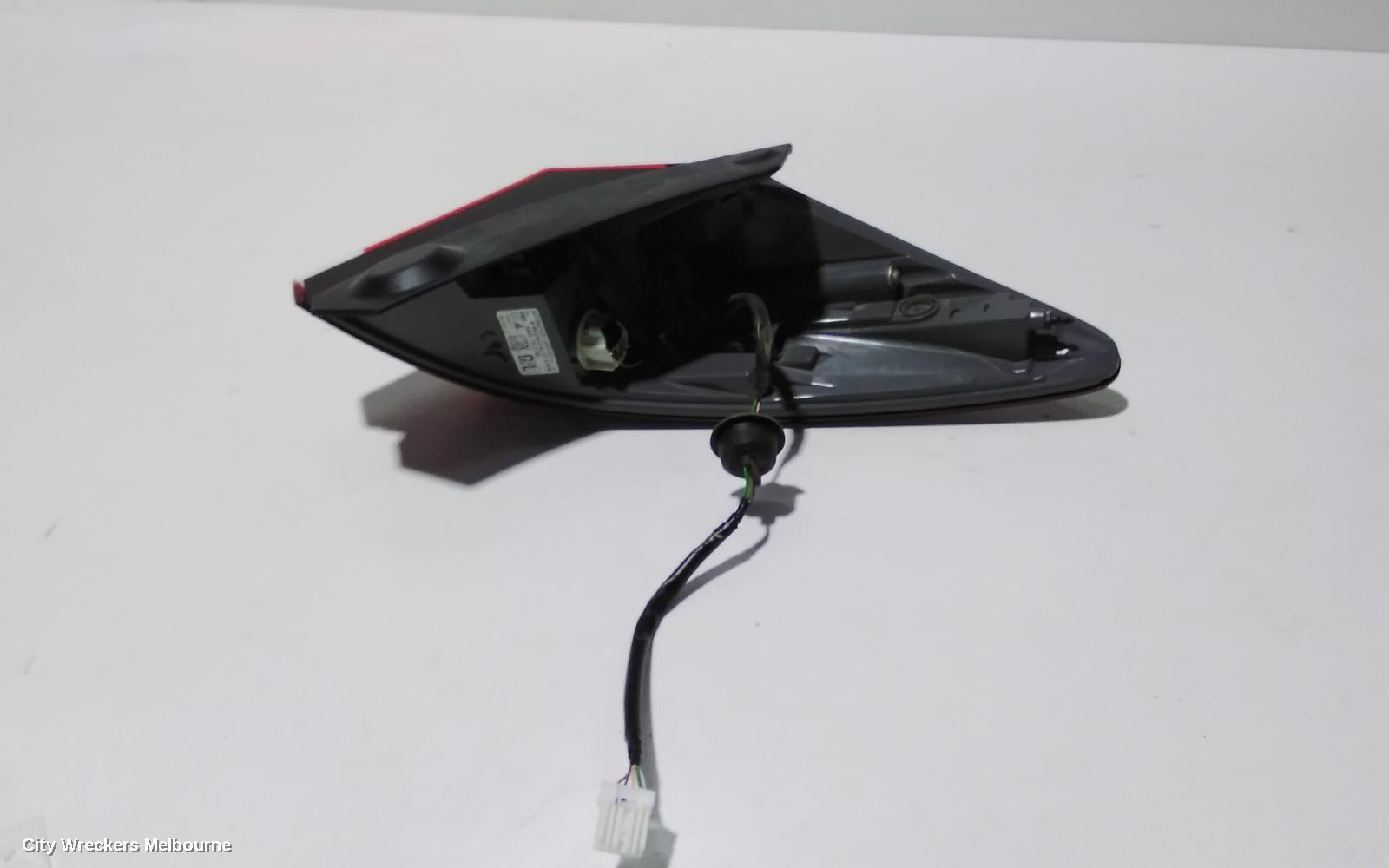 HONDA CIVIC LEFT TAILLIGHT, 9TH GEN, HATCH (VIN SHHFK), 06/2012 - 03/2015