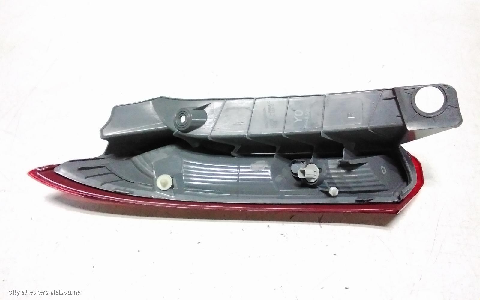 HONDA CRV RIGHT TAILLIGHT, RM, UPPER, PETROL TYPE, 11/2014 - 04/2017