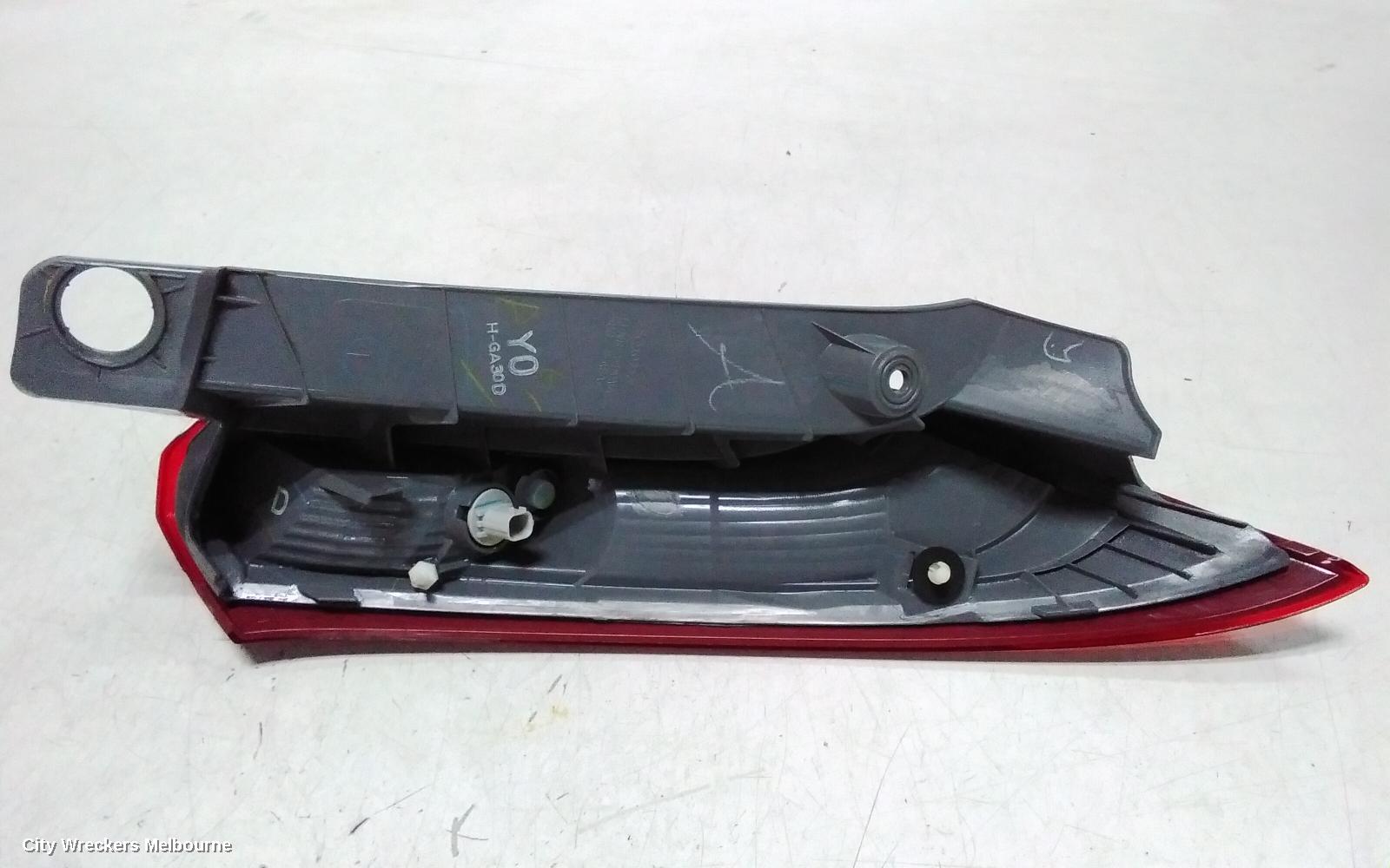 HONDA CRV LEFT TAILLIGHT, RM, UPPER, PETROL TYPE, 11/2014 - 04/2017