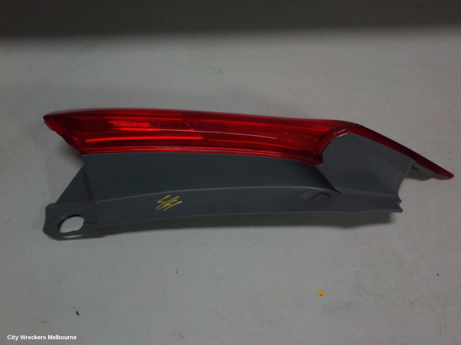 HONDA CRV LEFT TAILLIGHT, RM, UPPER, PETROL TYPE, 11/2014 - 04/2017