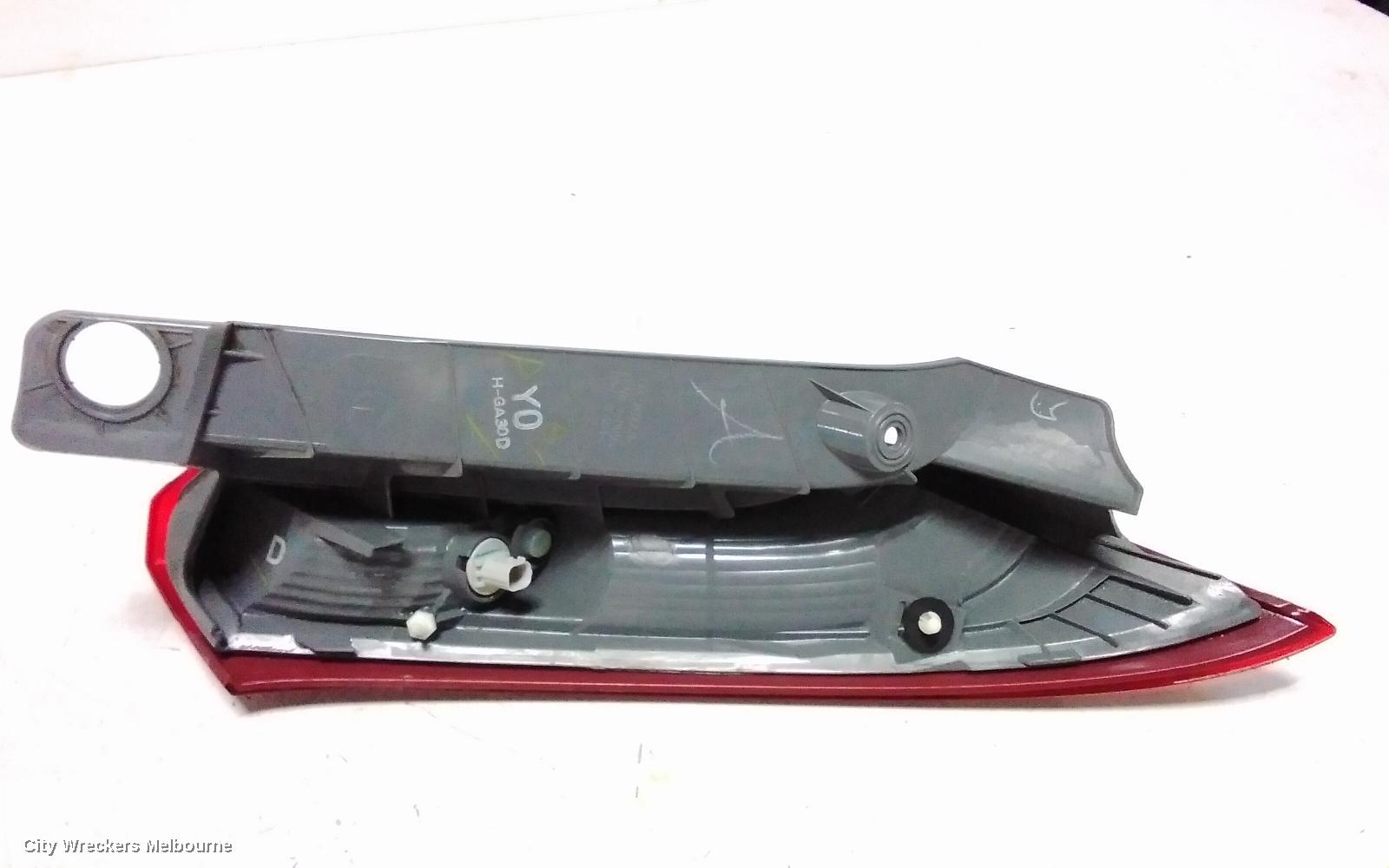HONDA CRV LEFT TAILLIGHT, RM, UPPER, PETROL TYPE, 11/2014 - 04/2017