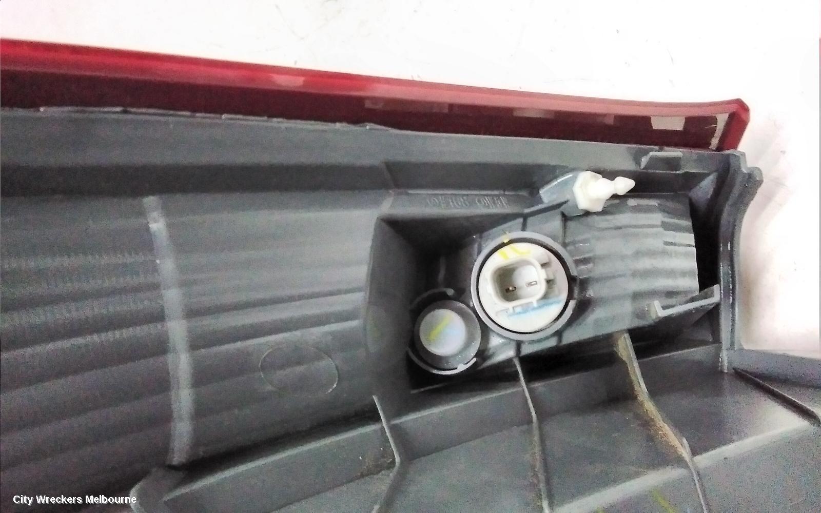 HONDA CRV LEFT TAILLIGHT, RM, UPPER, PETROL TYPE, 11/2014 - 04/2017