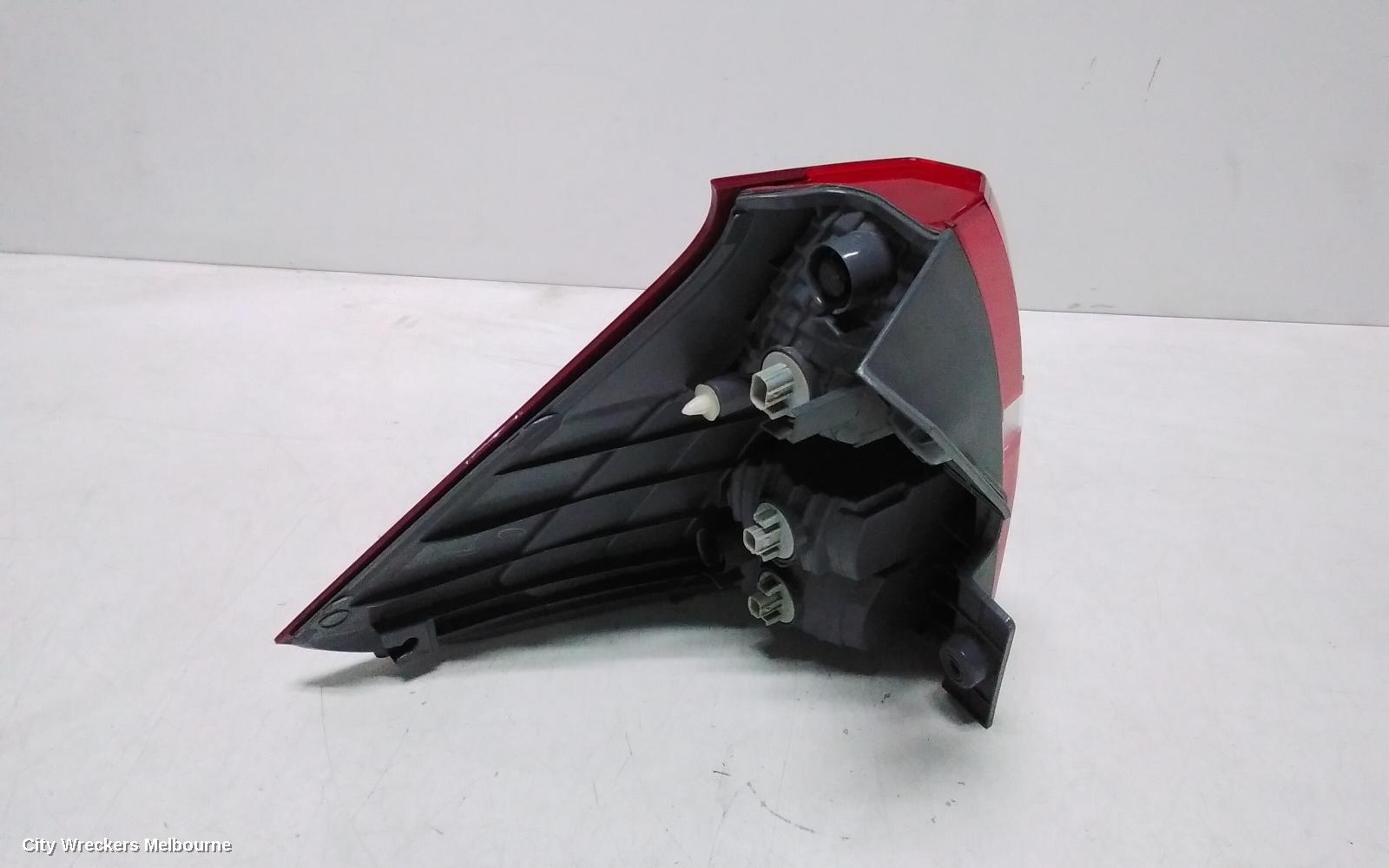 HONDA CRV RIGHT TAILLIGHT, RM, LOWER, PETROL TYPE, 11/2014 - 04/2017