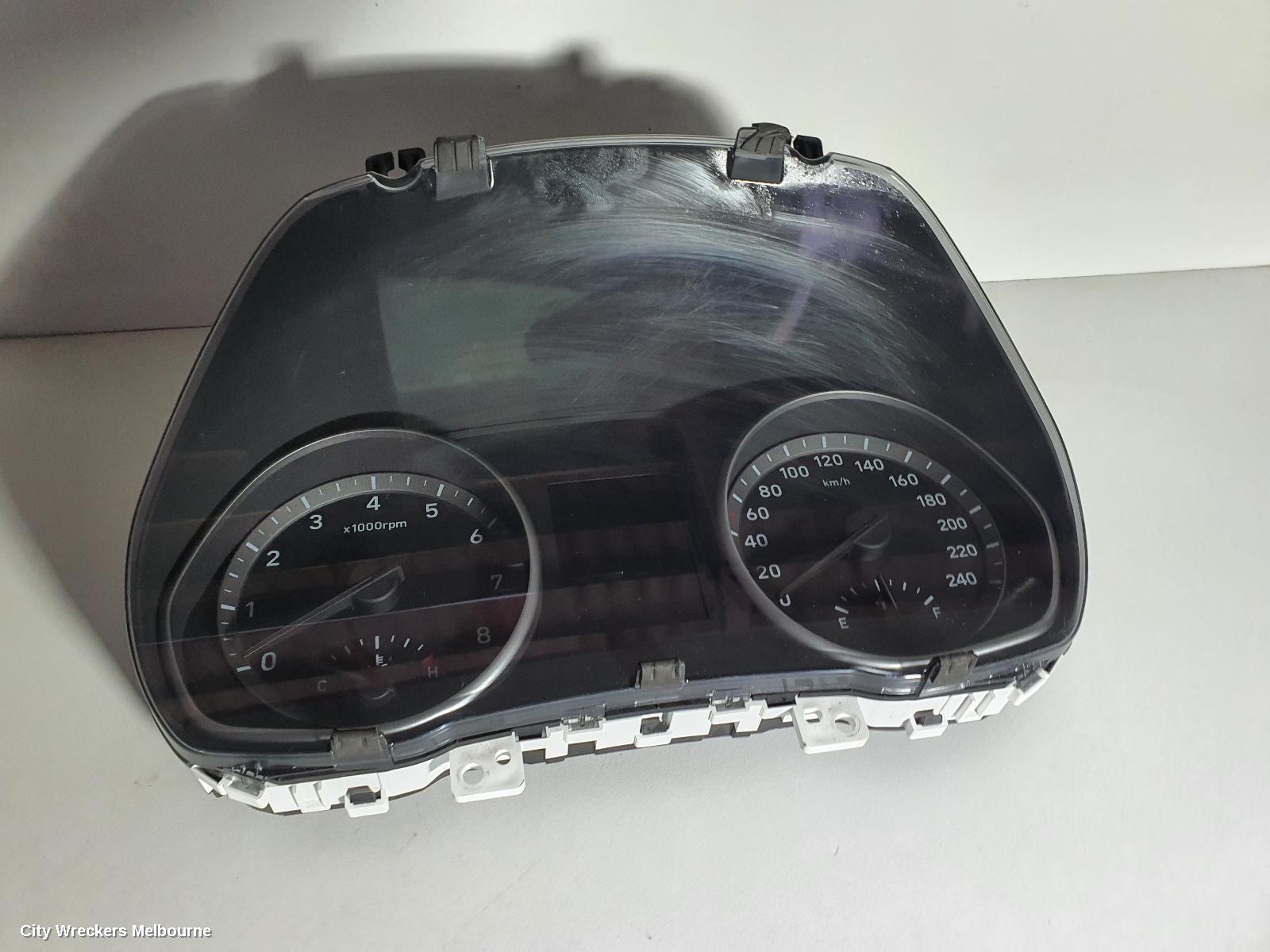 HYUNDAI I30 INSTRUMENT CLUSTER, PETROL, AUTO T/M, PD, 03/2017 ONWARDS