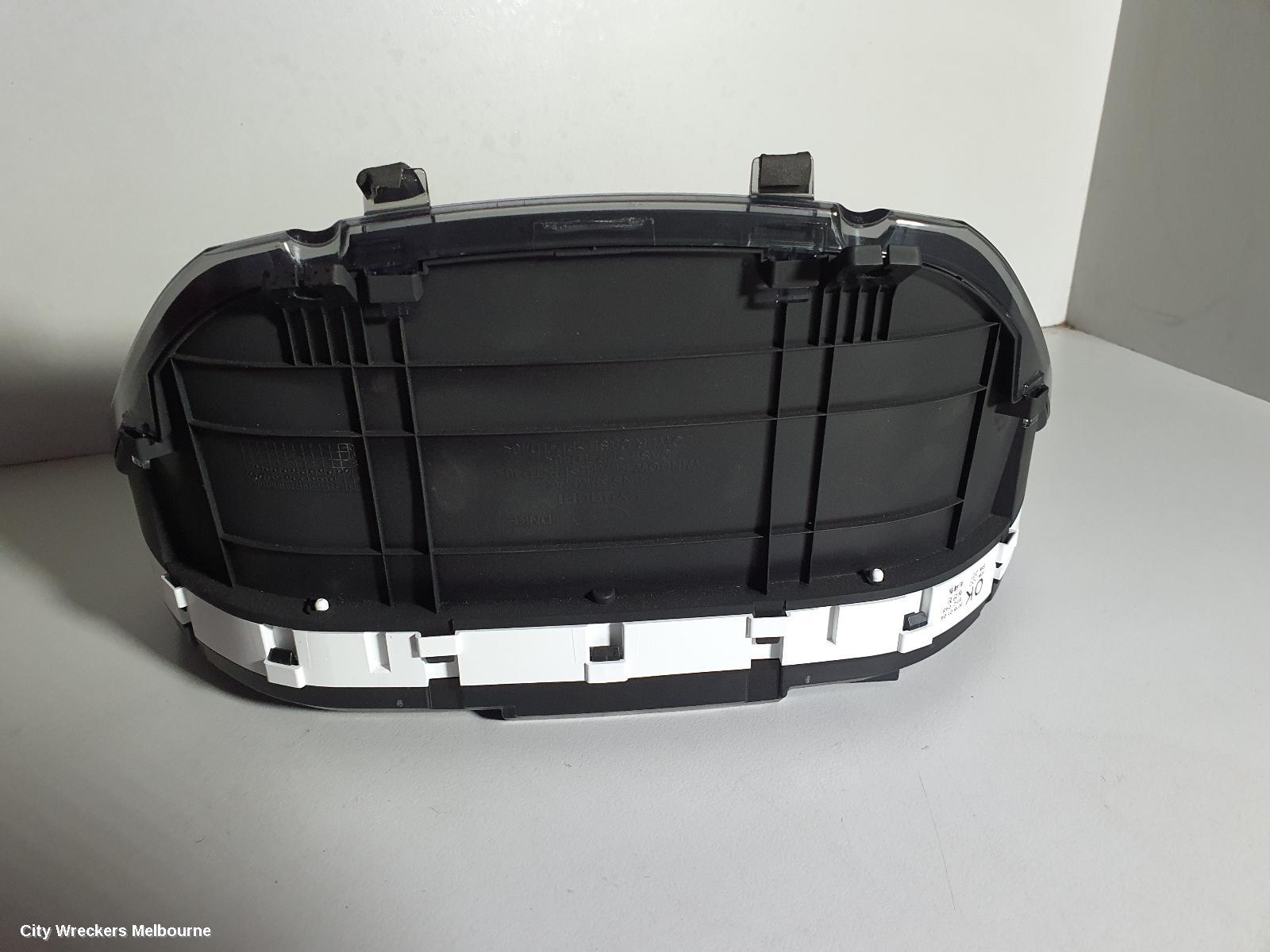 HYUNDAI I30 INSTRUMENT CLUSTER, PETROL, AUTO T/M, PD, 03/2017 ONWARDS