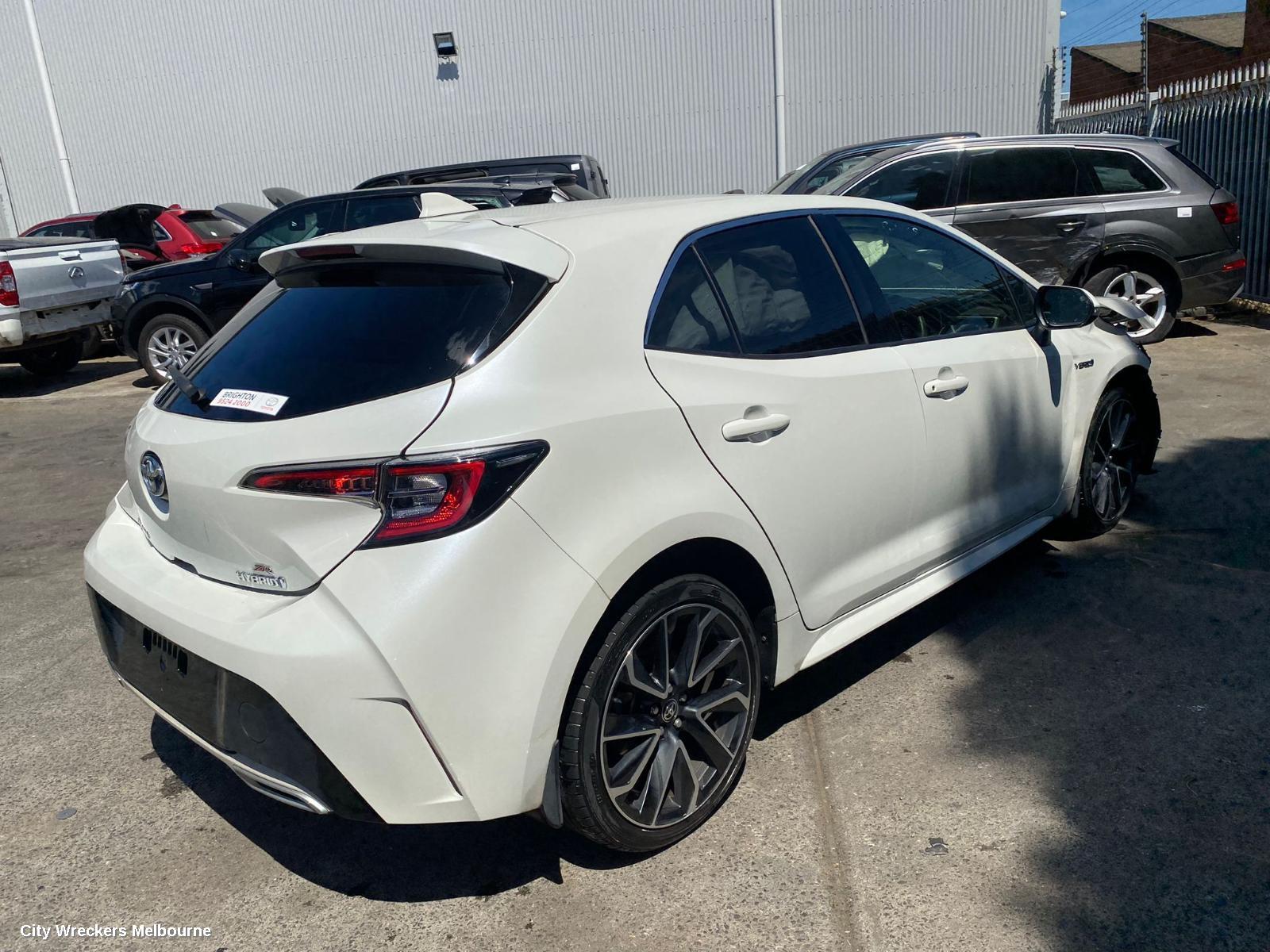 TOYOTA COROLLA LEFT TAILLIGHT, E210, IN BODY, HATCH, 07/2018 - 08/2022