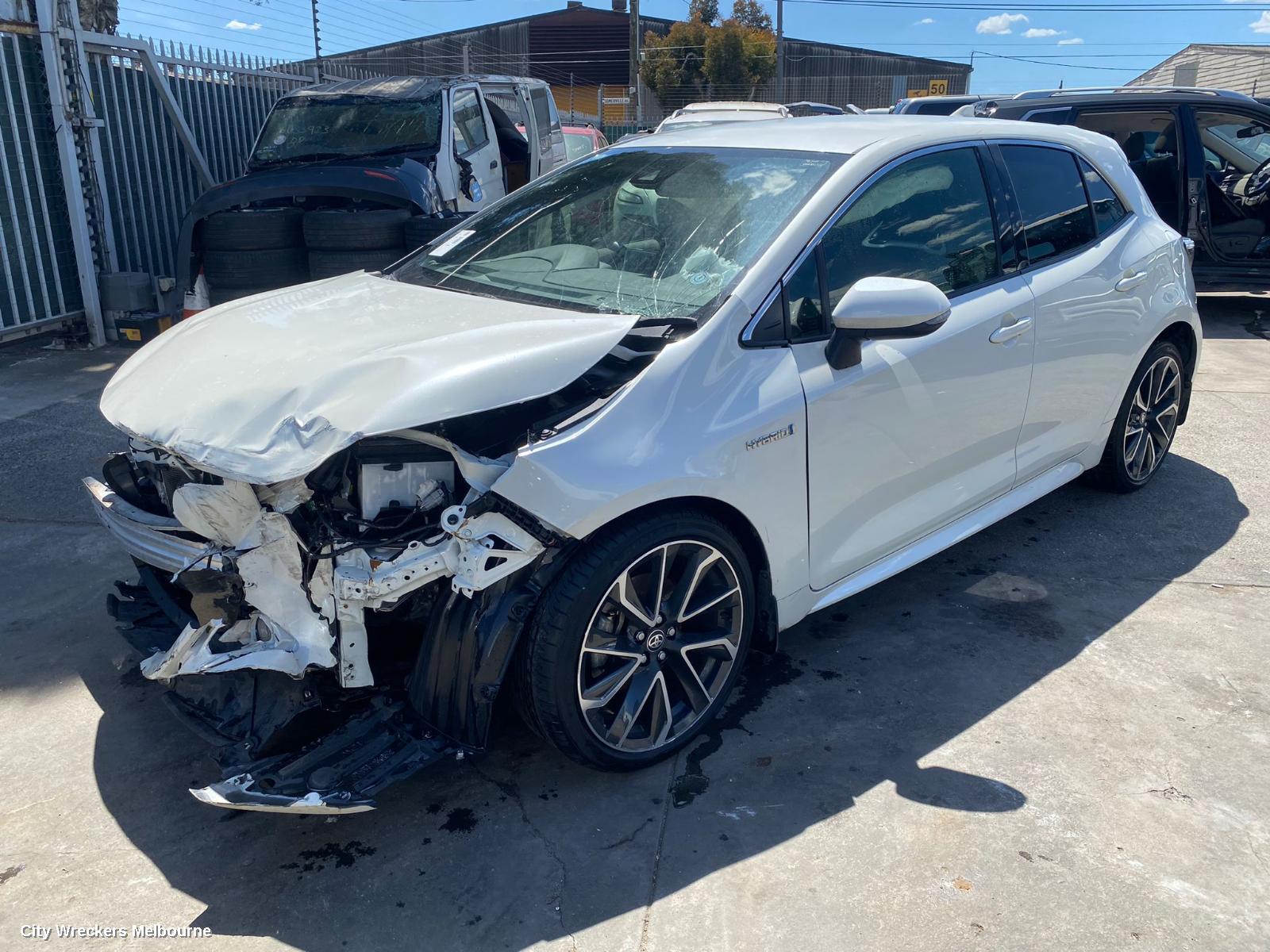 TOYOTA COROLLA LEFT TAILLIGHT, E210, IN BODY, HATCH, 07/2018 - 08/2022