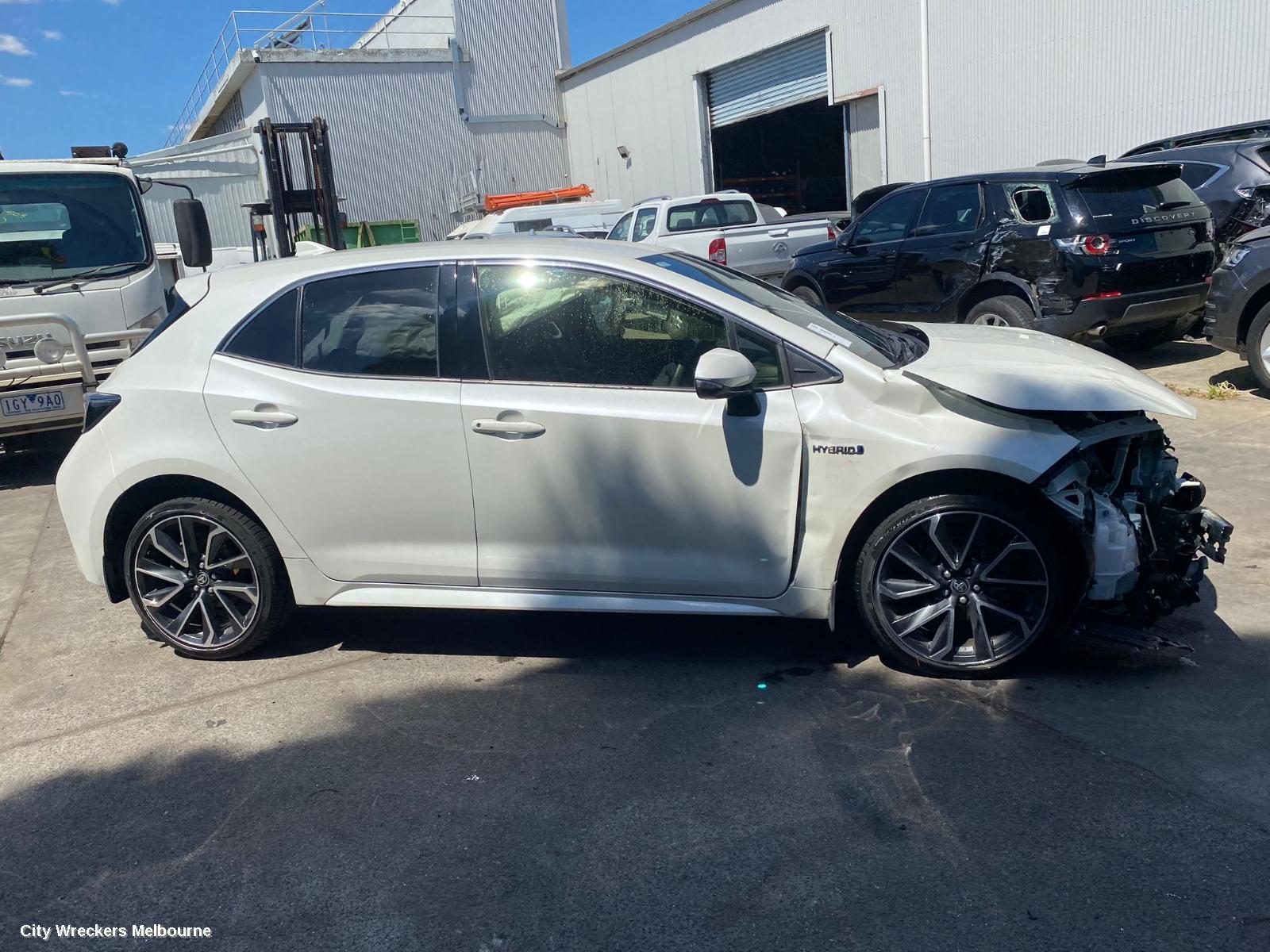 TOYOTA COROLLA LEFT TAILLIGHT, E210, IN BODY, HATCH, 07/2018 - 08/2022