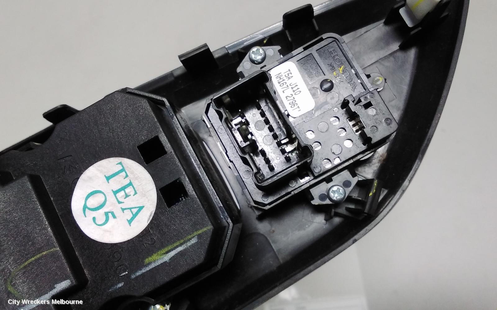 HONDA CIVIC PWR DR WIND SWITCH, RH FRONT (MASTER SWITCH), SEDAN, 9TH GEN, 04/2014 - 04/2016