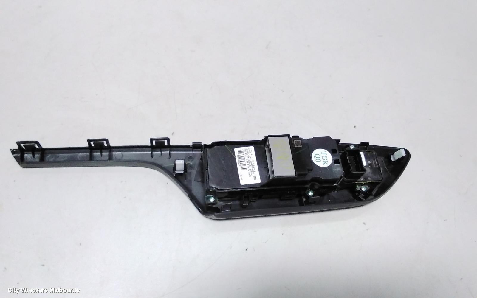 HONDA CIVIC PWR DR WIND SWITCH, RH FRONT (MASTER SWITCH), SEDAN, 9TH GEN, 04/2014 - 04/2016