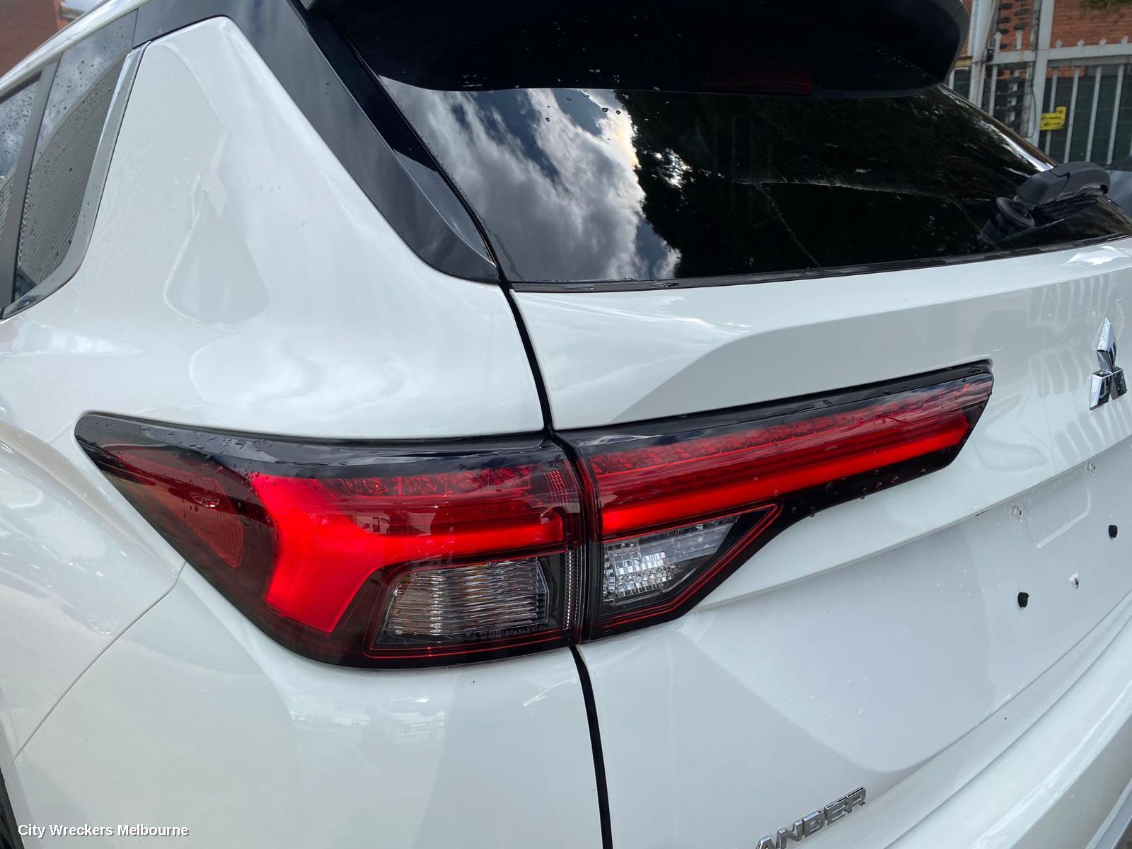 MITSUBISHI OUTLANDER STARTER, PETROL, 2.5, 1.4KW, ZM, 08/2021 ONWARDS