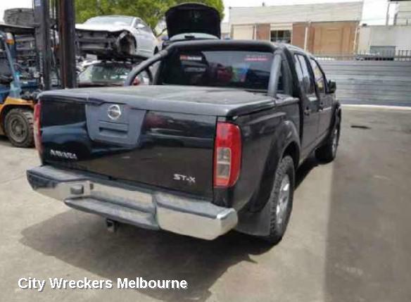 NISSAN NAVARA RIGHT HEADLAMP, D40 (VIN VSK), 09/2005 - 06/2007