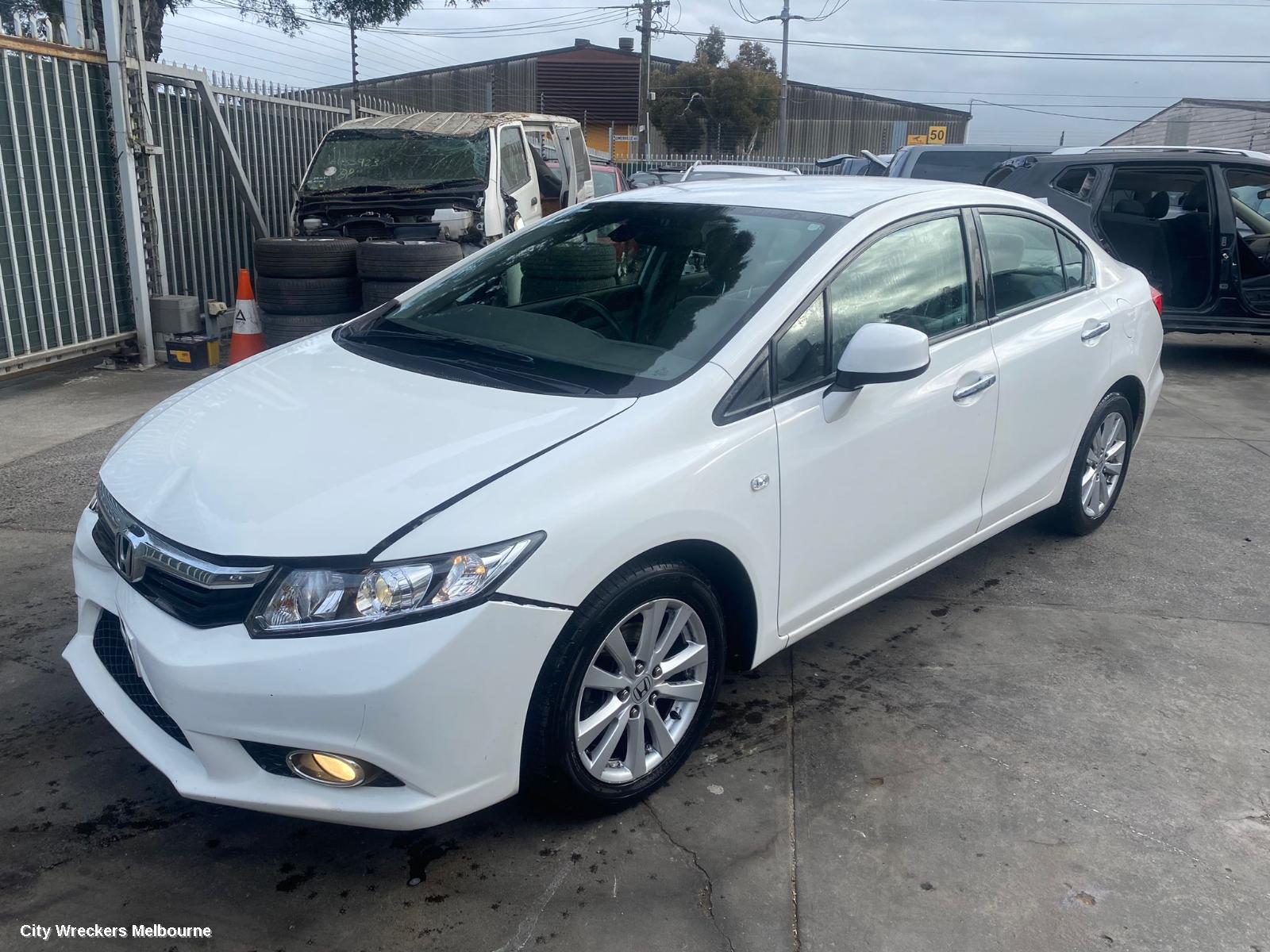 HONDA CIVIC LEFT FRONT DOOR, 9TH GEN, SEDAN (VIN JHMFB/MRHFB), 02/2012 - 04/2016