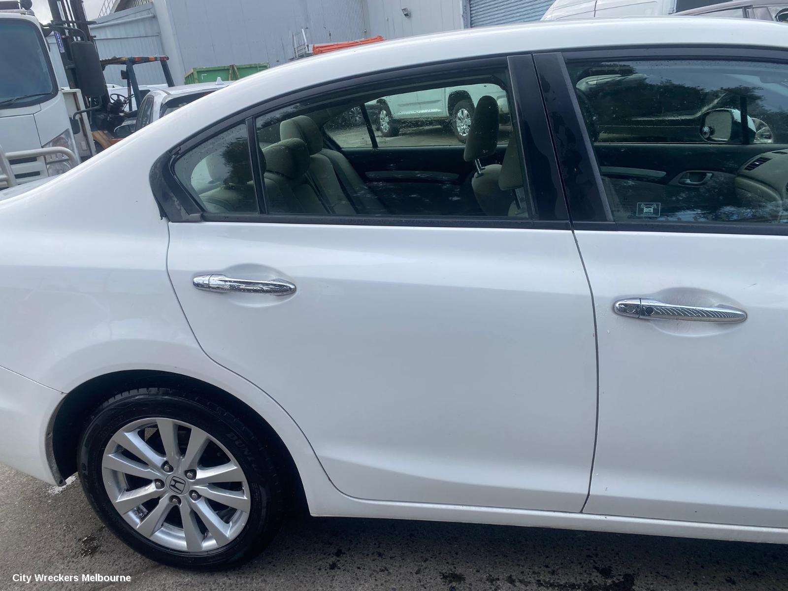 HONDA CIVIC LEFT FRONT DOOR, 9TH GEN, SEDAN (VIN JHMFB/MRHFB), 02/2012 - 04/2016