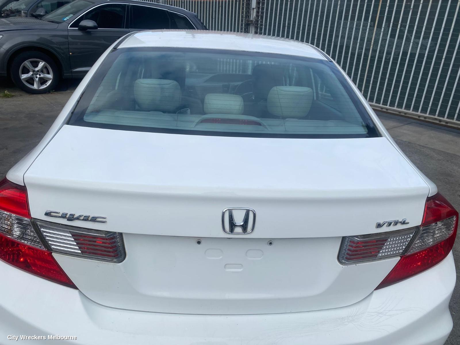HONDA CIVIC LEFT FRONT DOOR, 9TH GEN, SEDAN (VIN JHMFB/MRHFB), 02/2012 - 04/2016