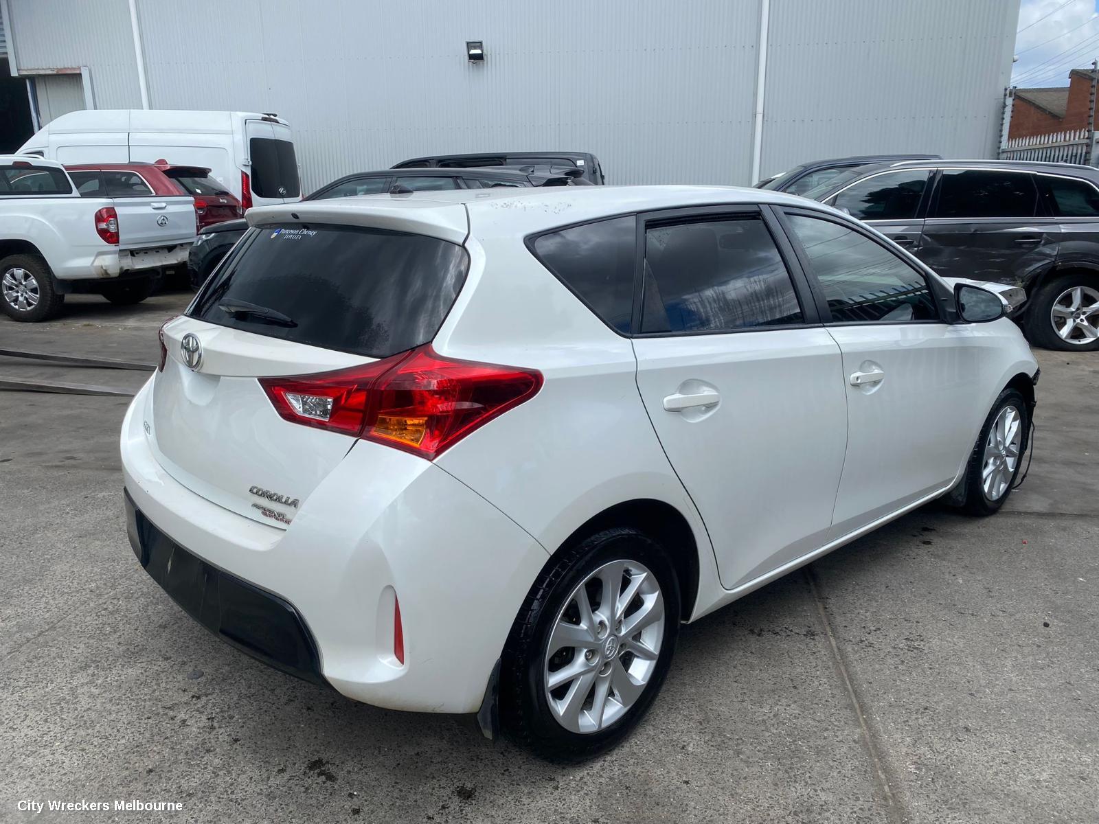 TOYOTA COROLLA HEADREST, ZRE182R 10/2012 - 06/2018