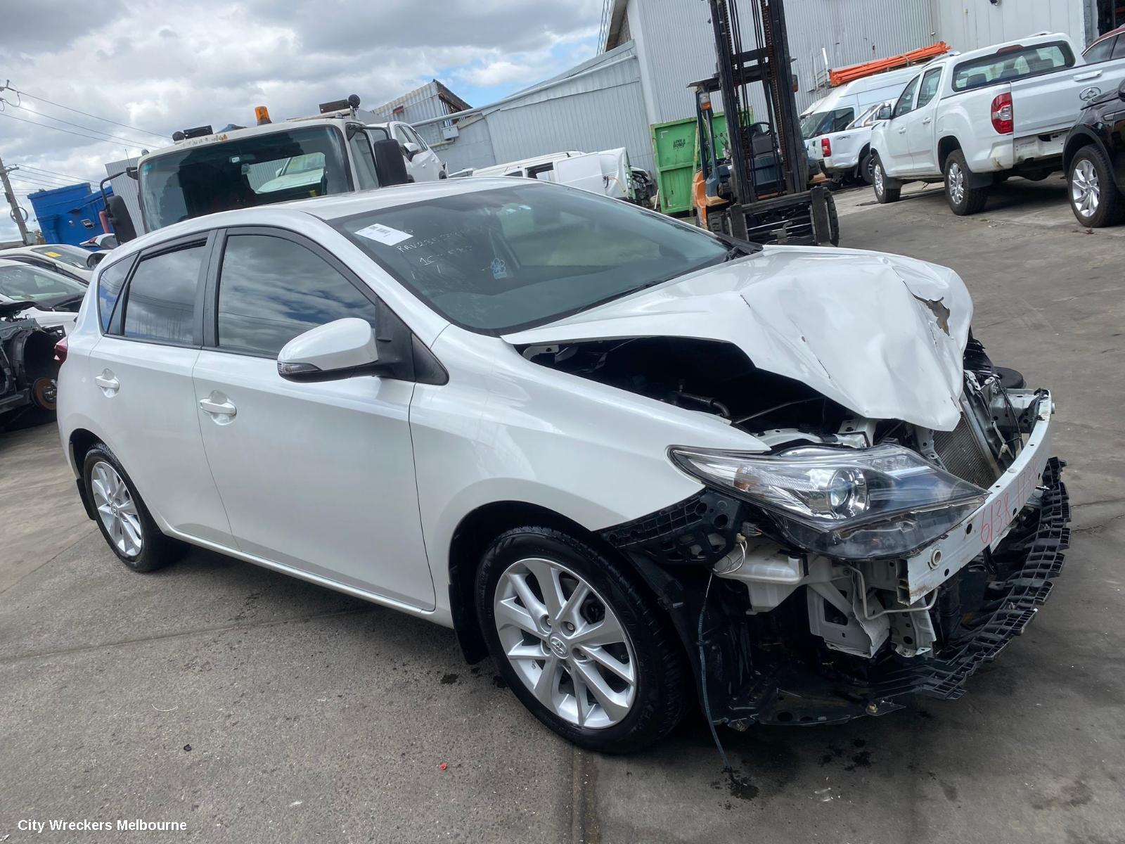 TOYOTA COROLLA HEADREST, ZRE182R 10/2012 - 06/2018