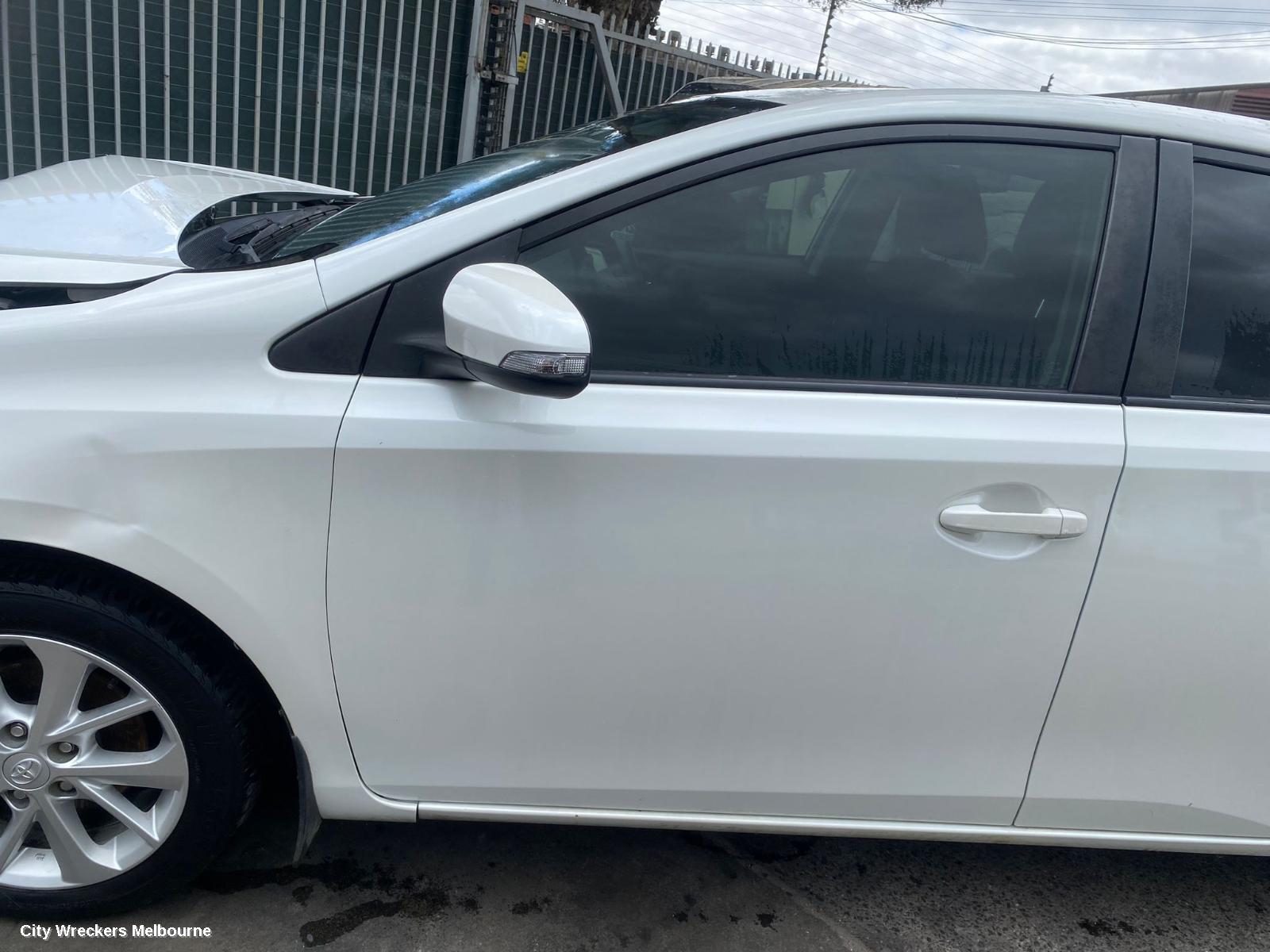 TOYOTA COROLLA HEADREST, ZRE182R 10/2012 - 06/2018