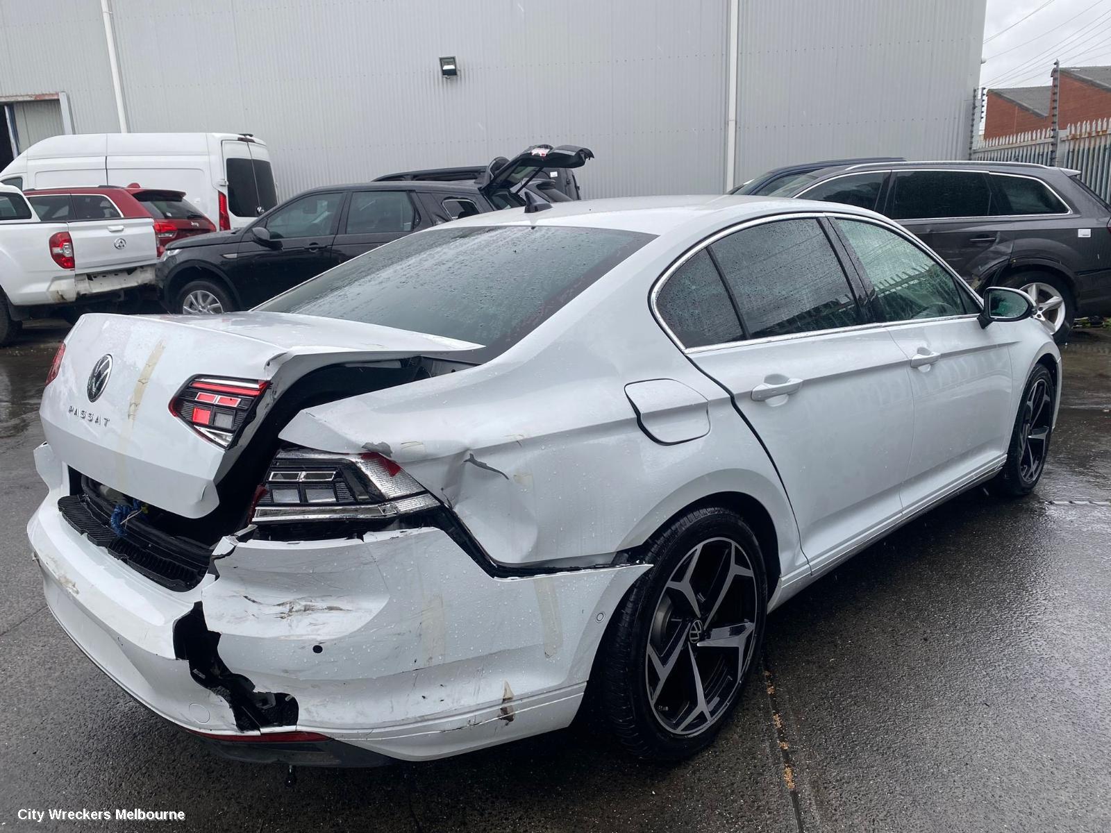 VOLKSWAGEN PASSAT REVERSE CAMERA, REVERSE CAMERA, W/ TAILGATE RELEASE SWITCH, BADGE TYPE, B8/MK7, 06/2015 - 05/2023