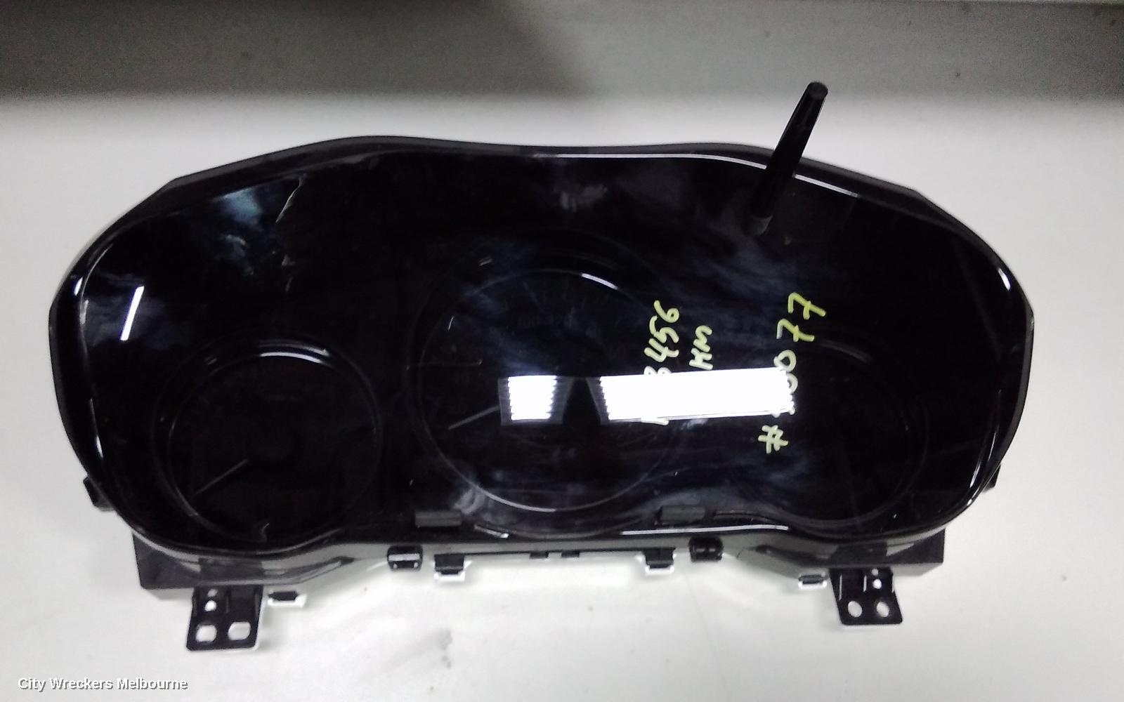 HONDA HRV SPEEDOMETER