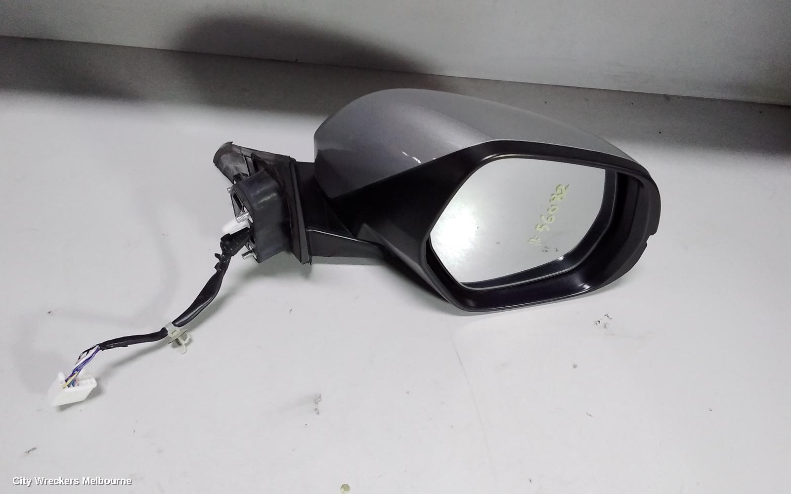 HONDA HRV RIGHT DOOR MIRROR, RU5, VTI-L, POWER FOLD, AUTO DIP TYPE (7 WIRE), 12/2014 - 06/2018