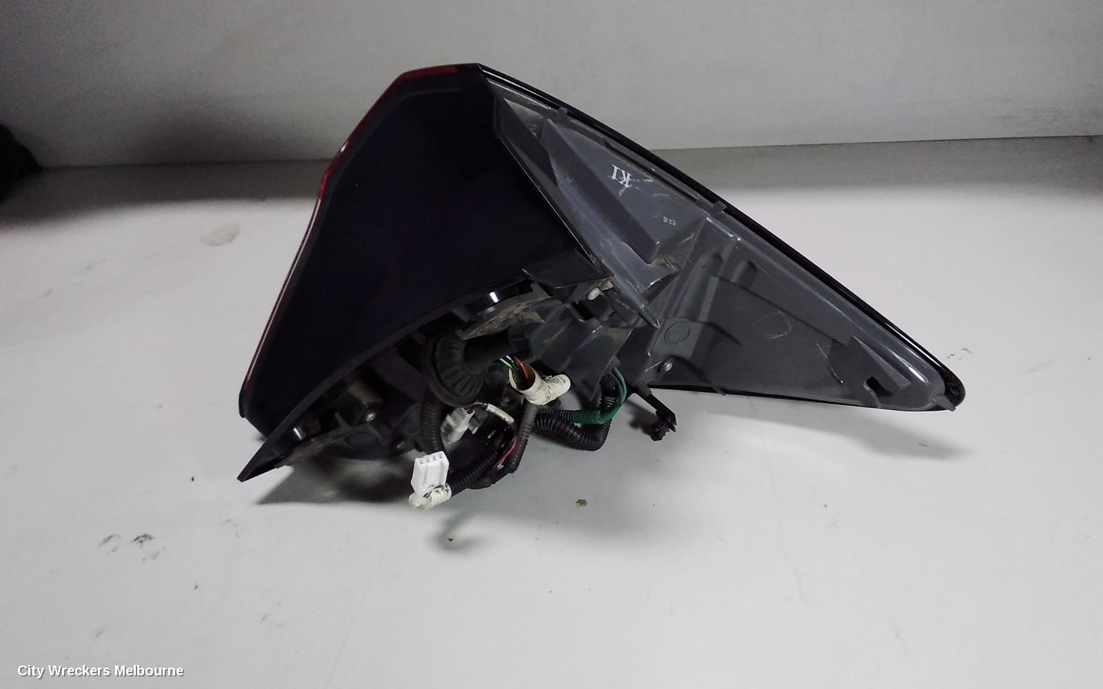 HONDA HRV LEFT TAILLIGHT, RU5, VTI, LED, NON OPTICAL GUIDE TYPE, 12/2014 - 06/2018