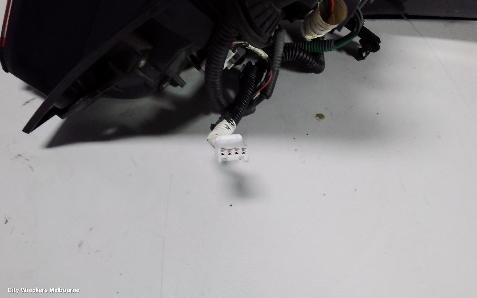 HONDA HRV LEFT TAILLIGHT, RU5, VTI, LED, NON OPTICAL GUIDE TYPE, 12/2014 - 06/2018