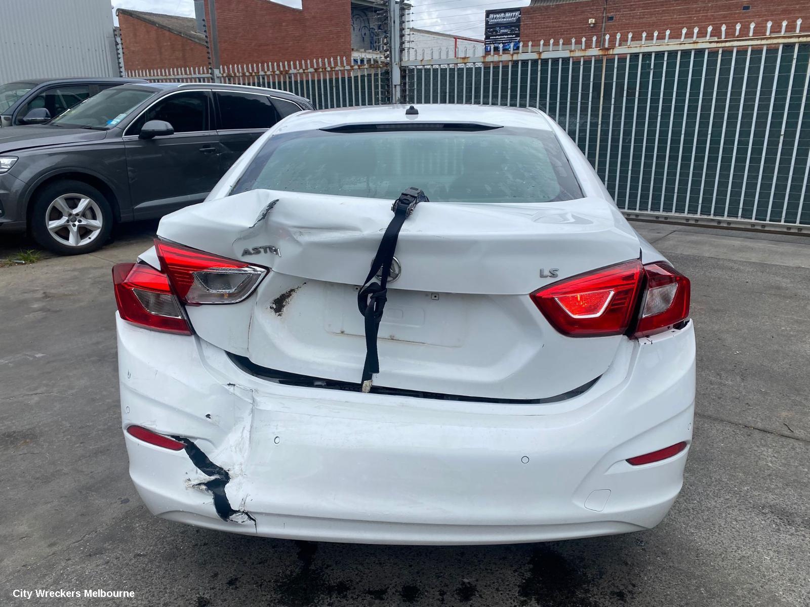 HOLDEN ASTRA LEFT REAR WND REG/MOTOR, BL, SEDAN, 05/2017 - 12/2020