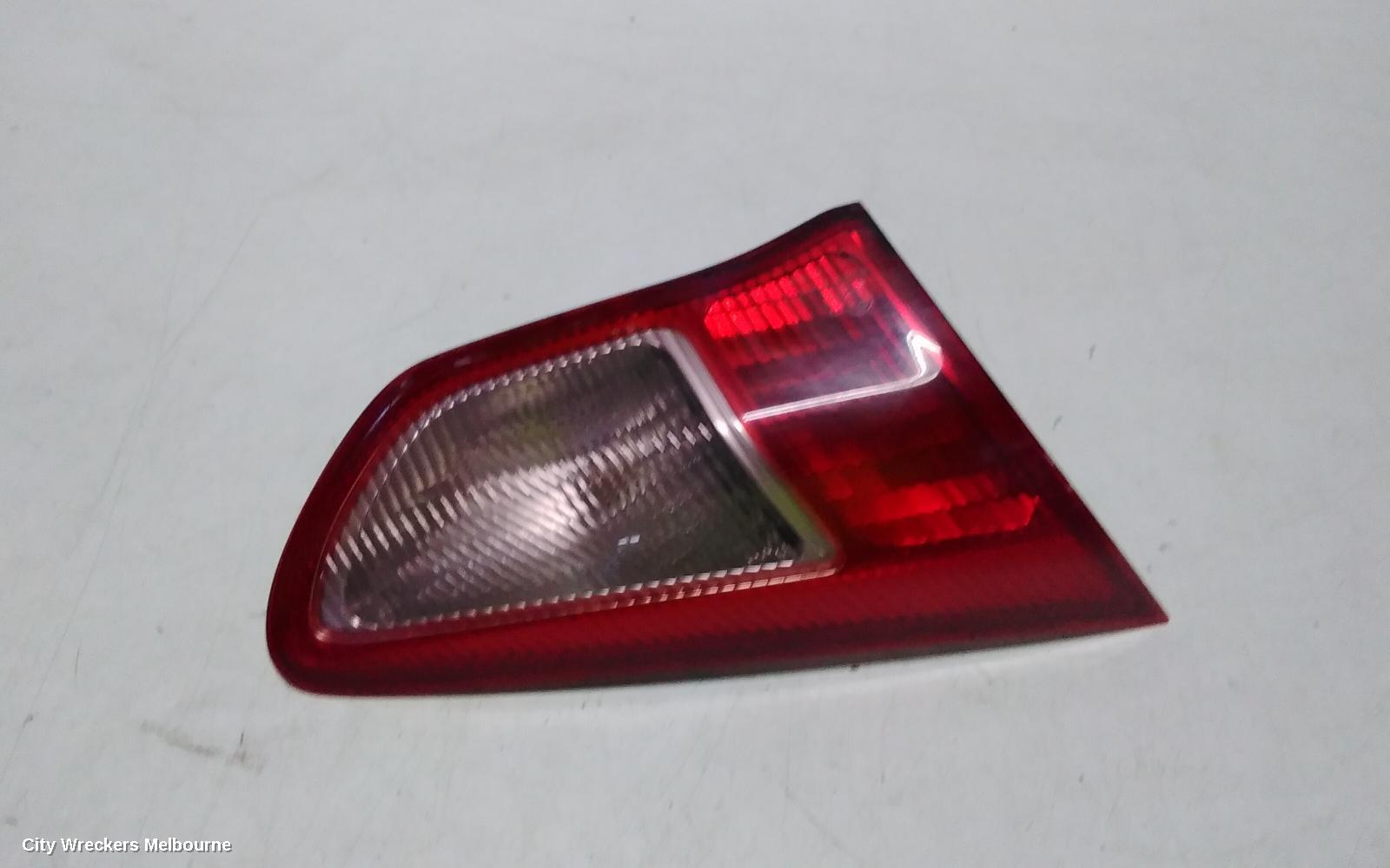 MITSUBISHI LANCER REAR GARNISH, TAILGATE LAMP (LH SIDE), CJ-CF, HATCH, 10/2008 - 12/2017