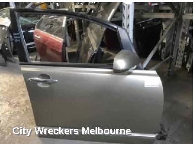 HONDA ODYSSEY RIGHT FRONT DOOR, RA, W/ MOULD TYPE, 04/2000 - 06/2004 (AUST TYPE)