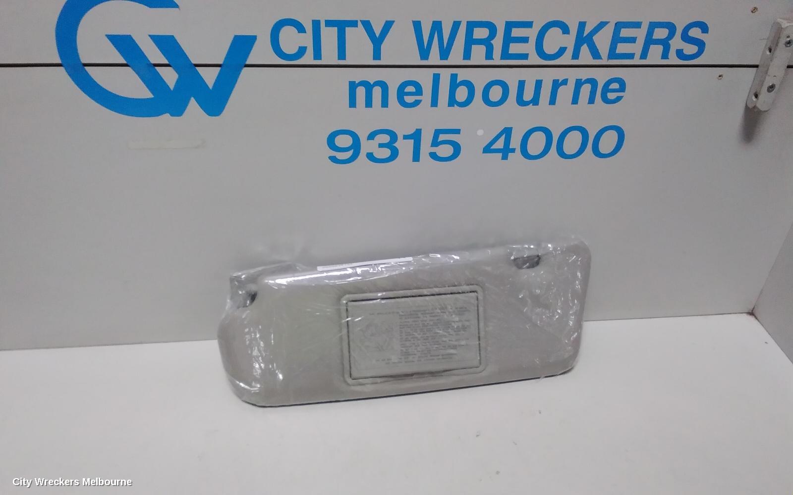 HOLDEN COMMODORE SUNVISOR, VF, LH SIDE, 05/2013 - 12/2017